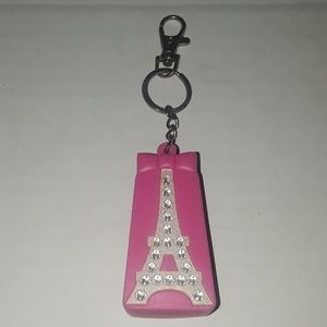 A bath and bodyworks hand sanitizer case